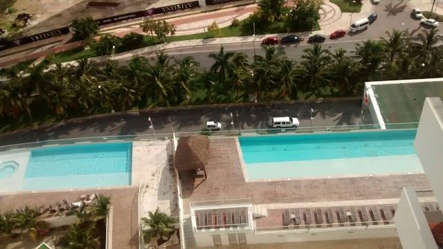 el Malecón Américas Cancún